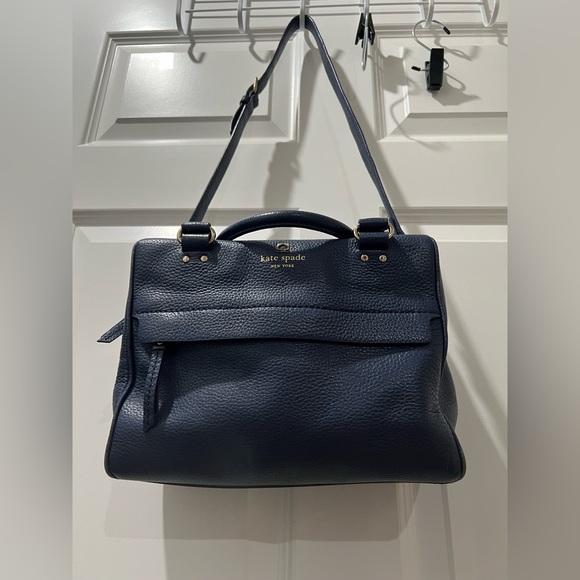 kate spade Handbags - Kate Spade Pebbled Leather Purse